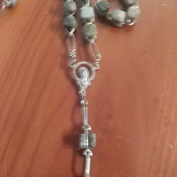 Catholic Rosary Irish Connemara Marble Cube Beads Celtic Cross Vintage Vtg - Picture 8 of 9